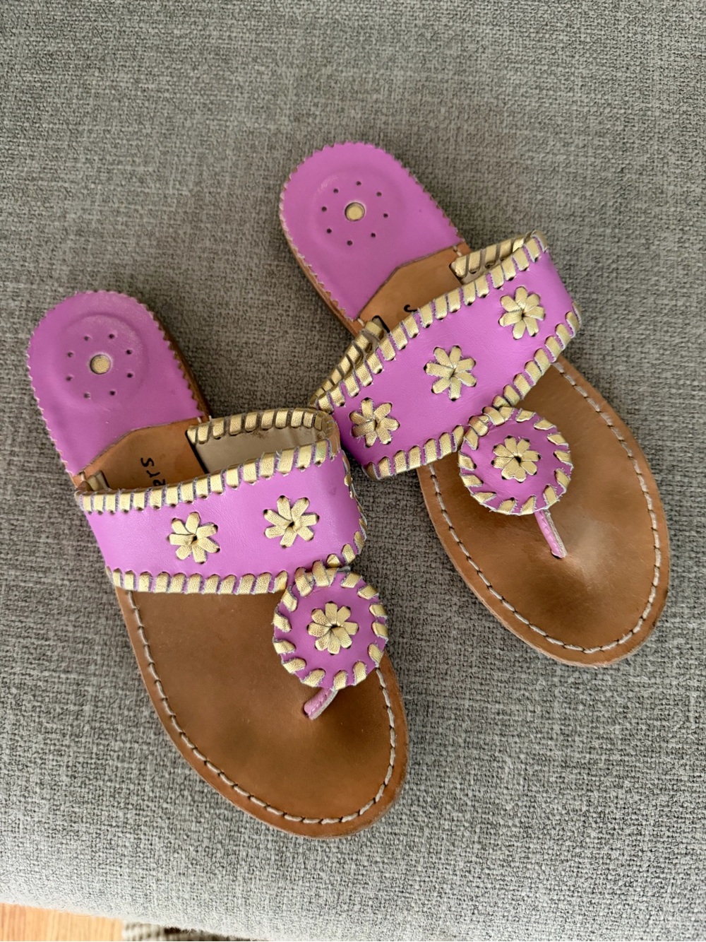 Jack Rogers Pink Leather Floral Appliqué Thong Sandals
